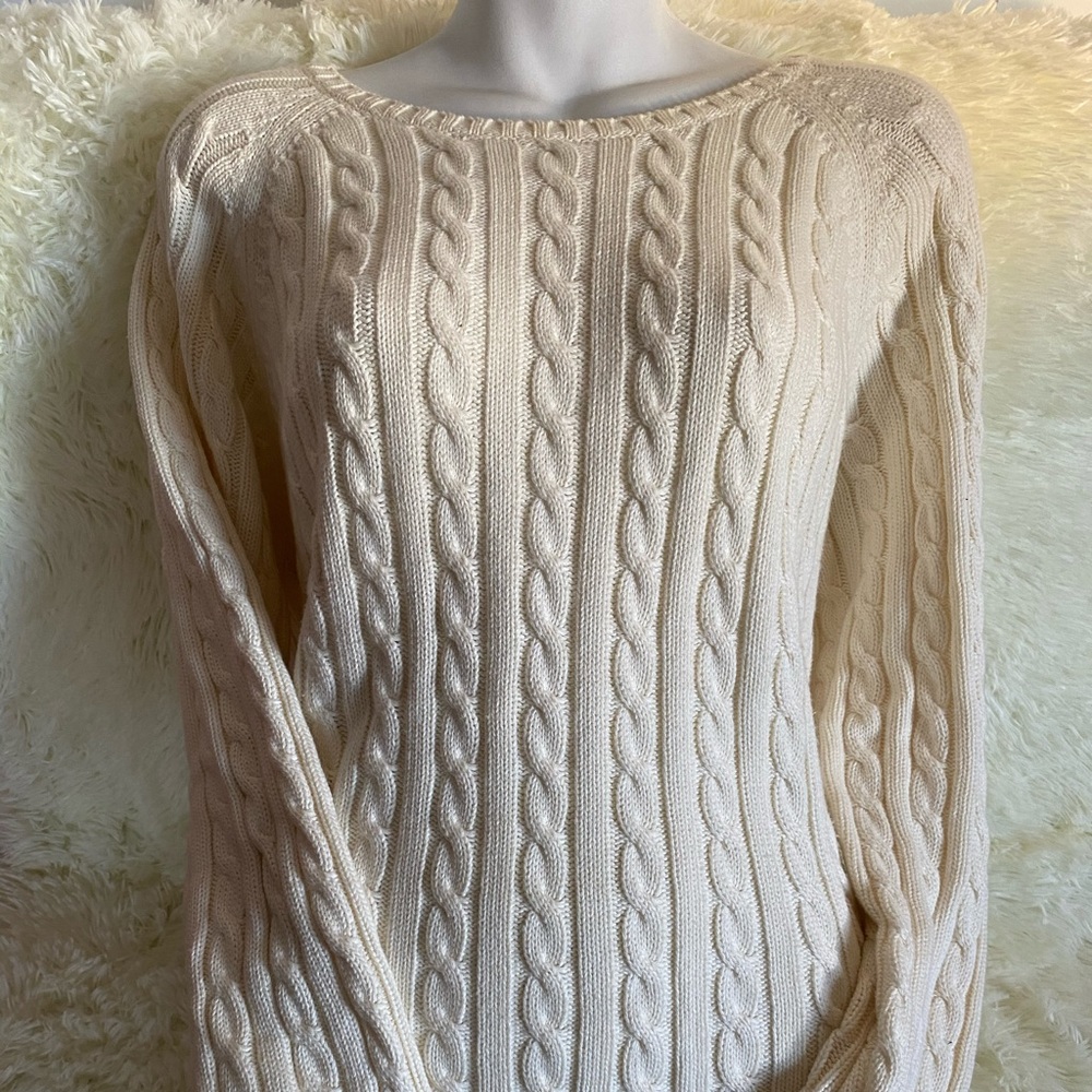 LL Bean cable knit cream colored sweater size XL